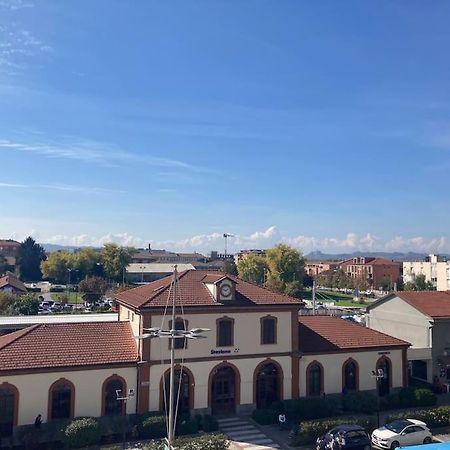 Appartamento Borgo Rane ألبا المظهر الخارجي الصورة